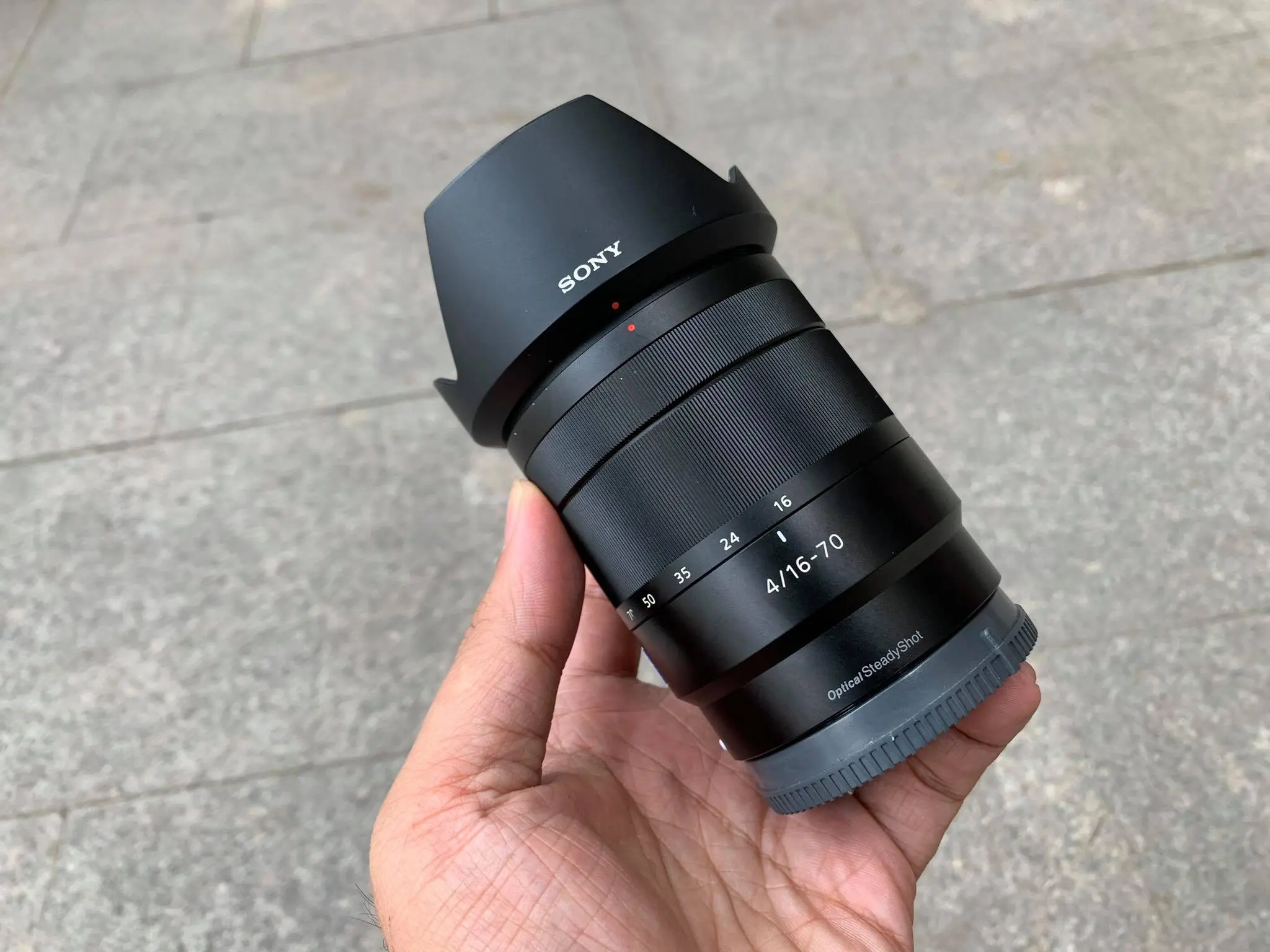 SONY CZ 16-70MM F4