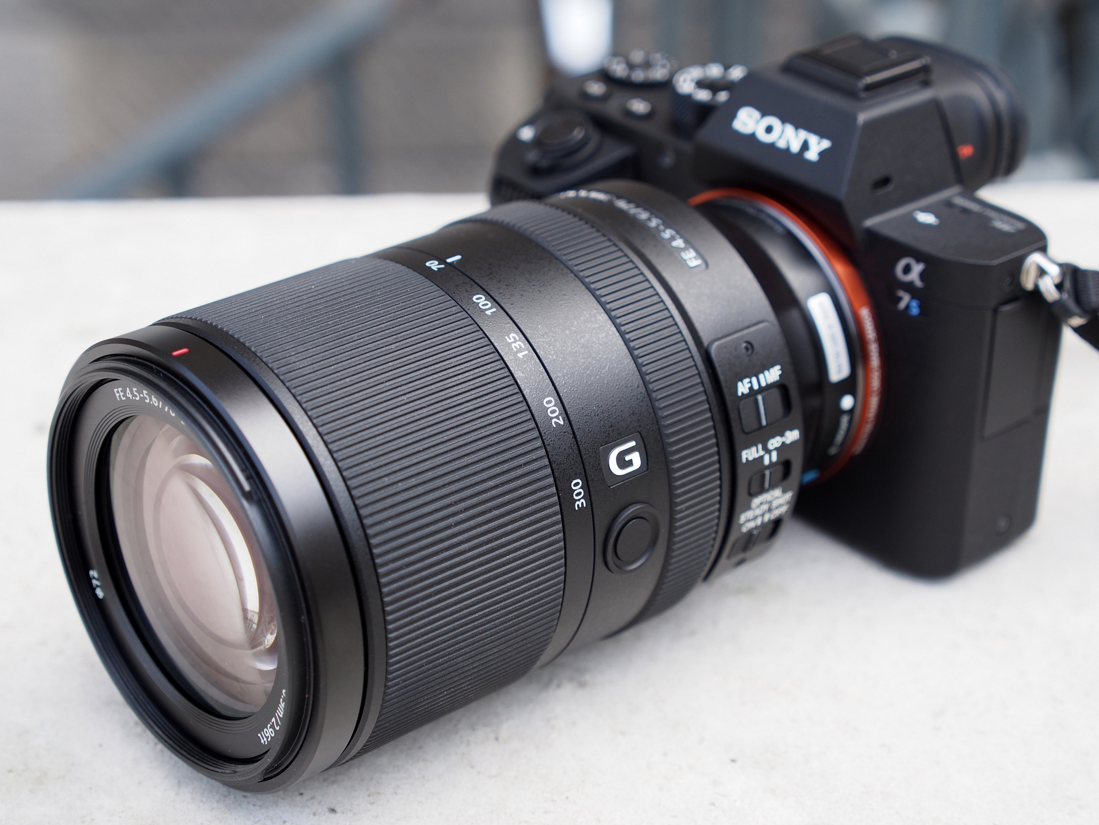 SONY FE 70-300MM F4.5-5.6 G OSS