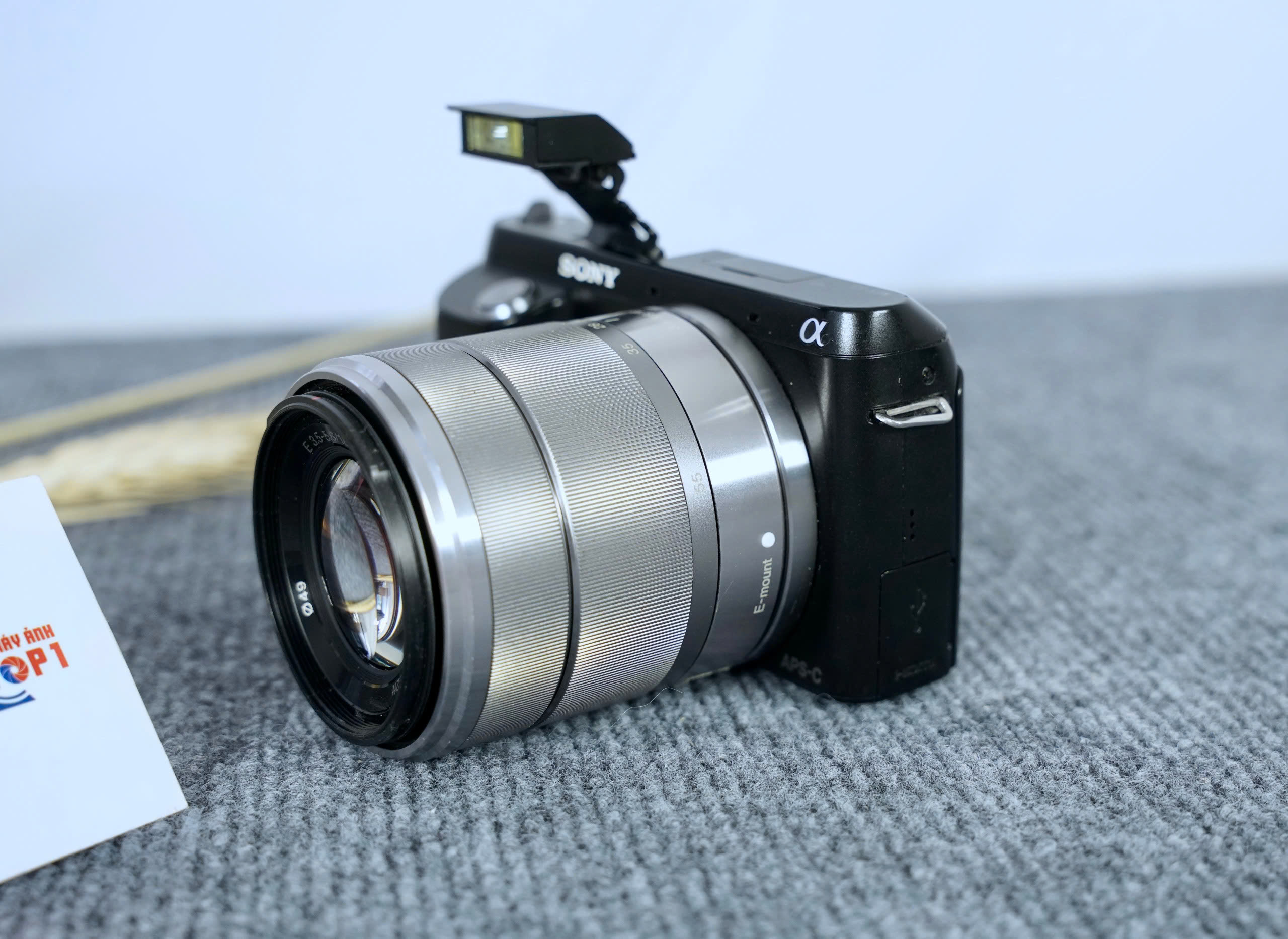SONY NEX-F3