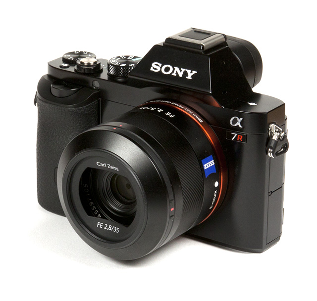 SONY ZEISS T FE 35MM F2.8 ZA