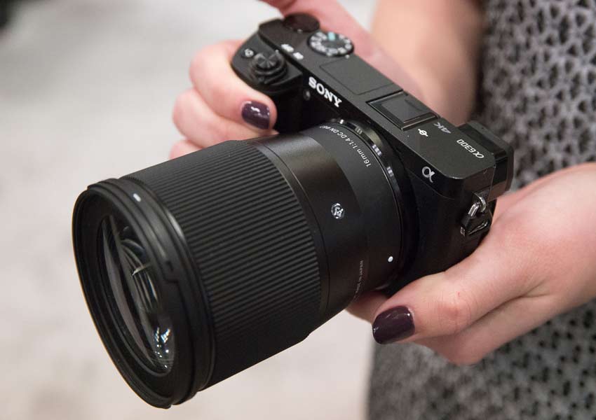 Sigma 16mm f1.4 for Sony