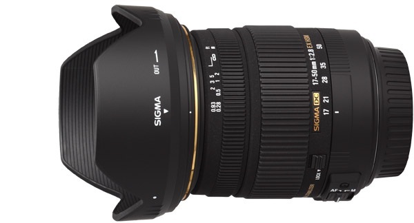 Sigma 18-50mm F2.8 EX DC Macro For Canon