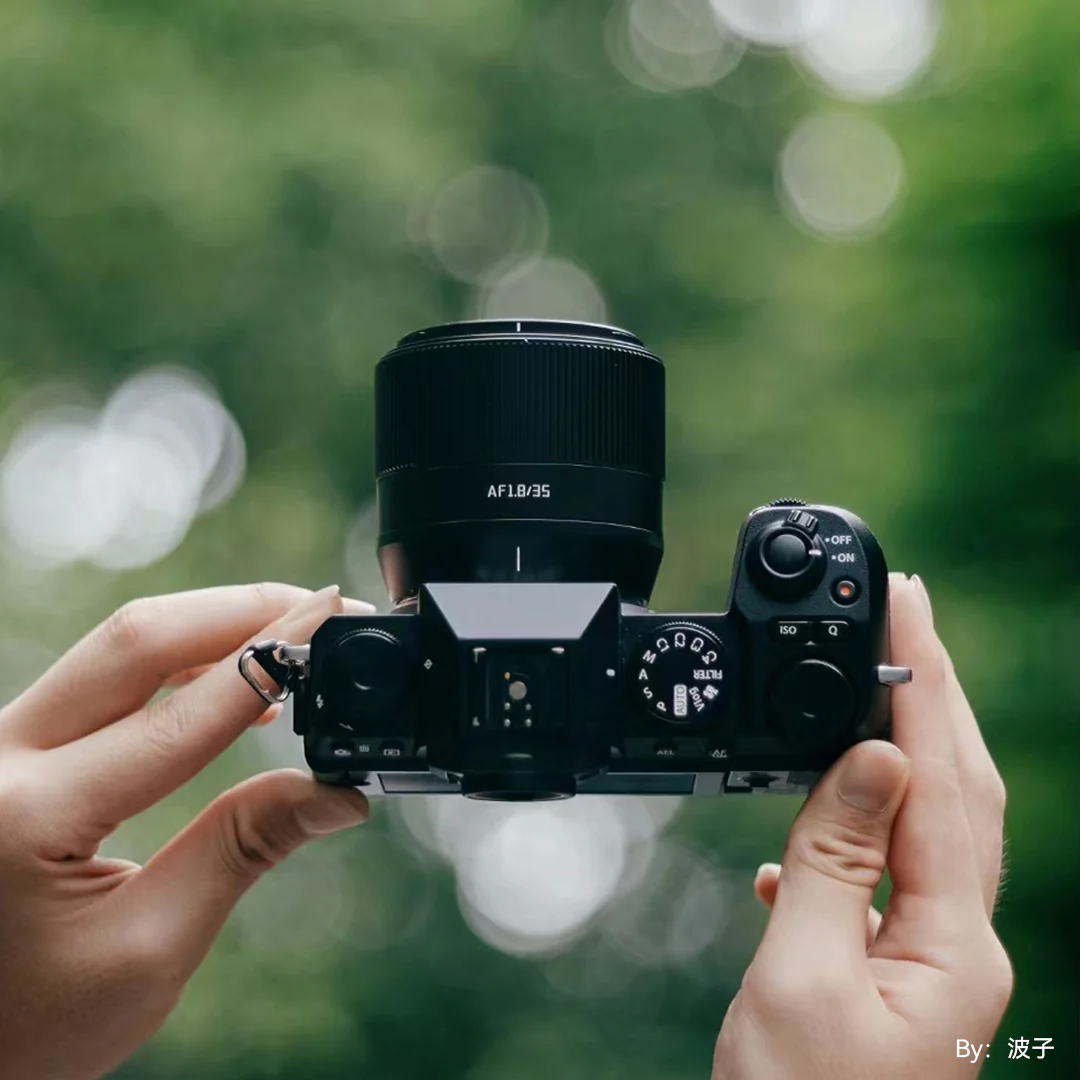 TTARTISAN AF 35MM F1.8
