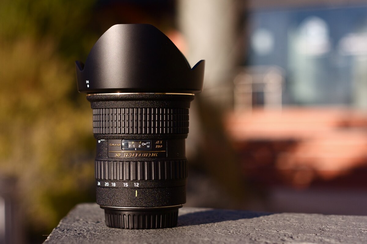 Tokina AF 12-24mm f4