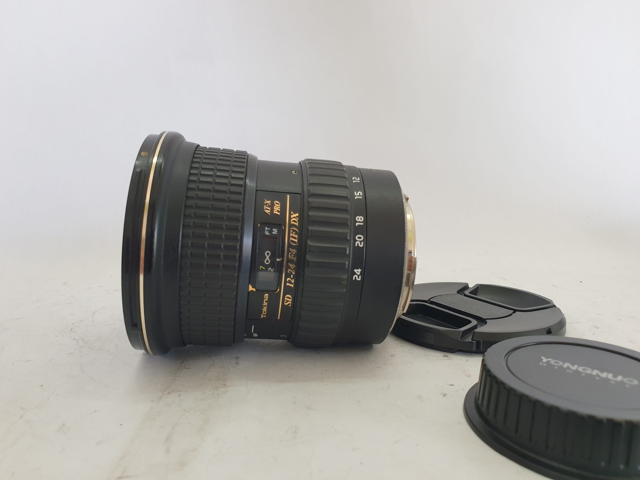 Tokina AF 12-24mm f4