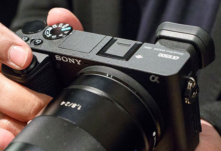Sony A6500 có thể quay video 6K, sau đó giảm xuống 4K và cả chế độ quay Full HD 1080p