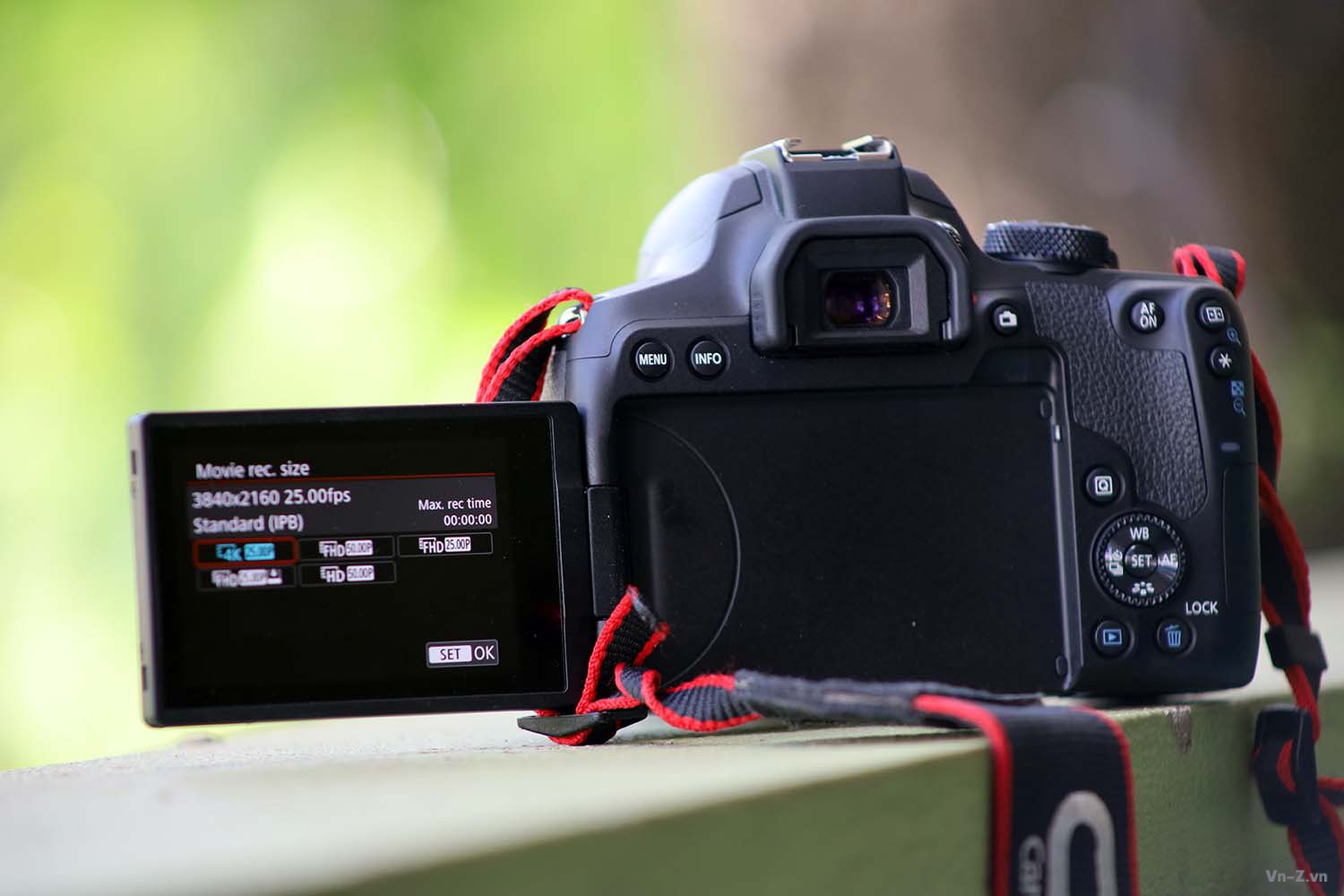 Khả năng quay 4K chất lượng cao, hỗ trợ đắc lực cho vloggers và nhà sáng tạo nội dung.