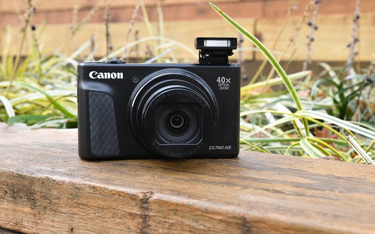 Thiết kế nhỏ gọn dễ sử dụng của Canon Powershot