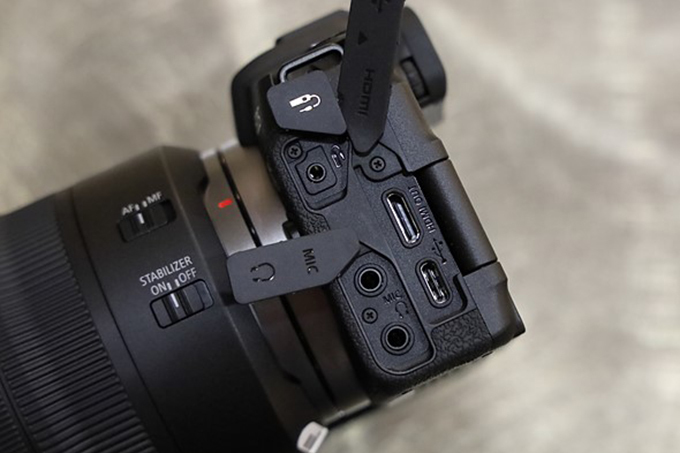 Canon EOS RP có hỗ trợ kết nối wifi và bluetooth