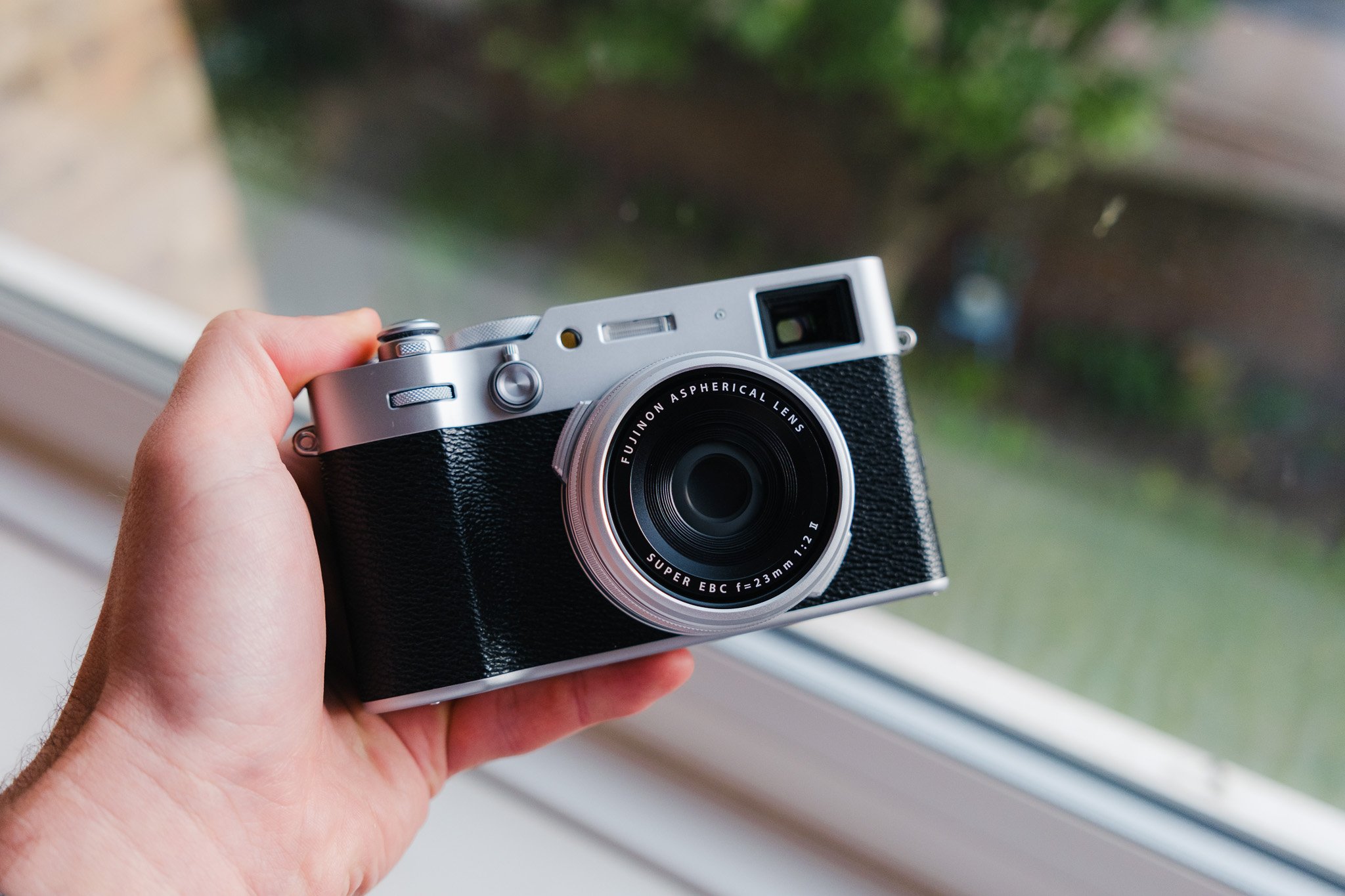 X100VI quay video mạnh mẽ 6.2K