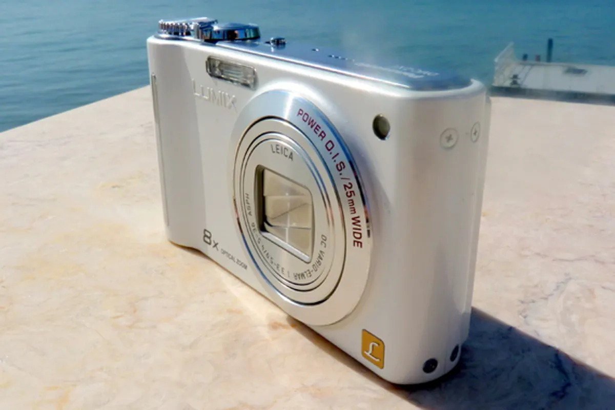 Thiết kế của máy ảnh Lumix DMC ZX1