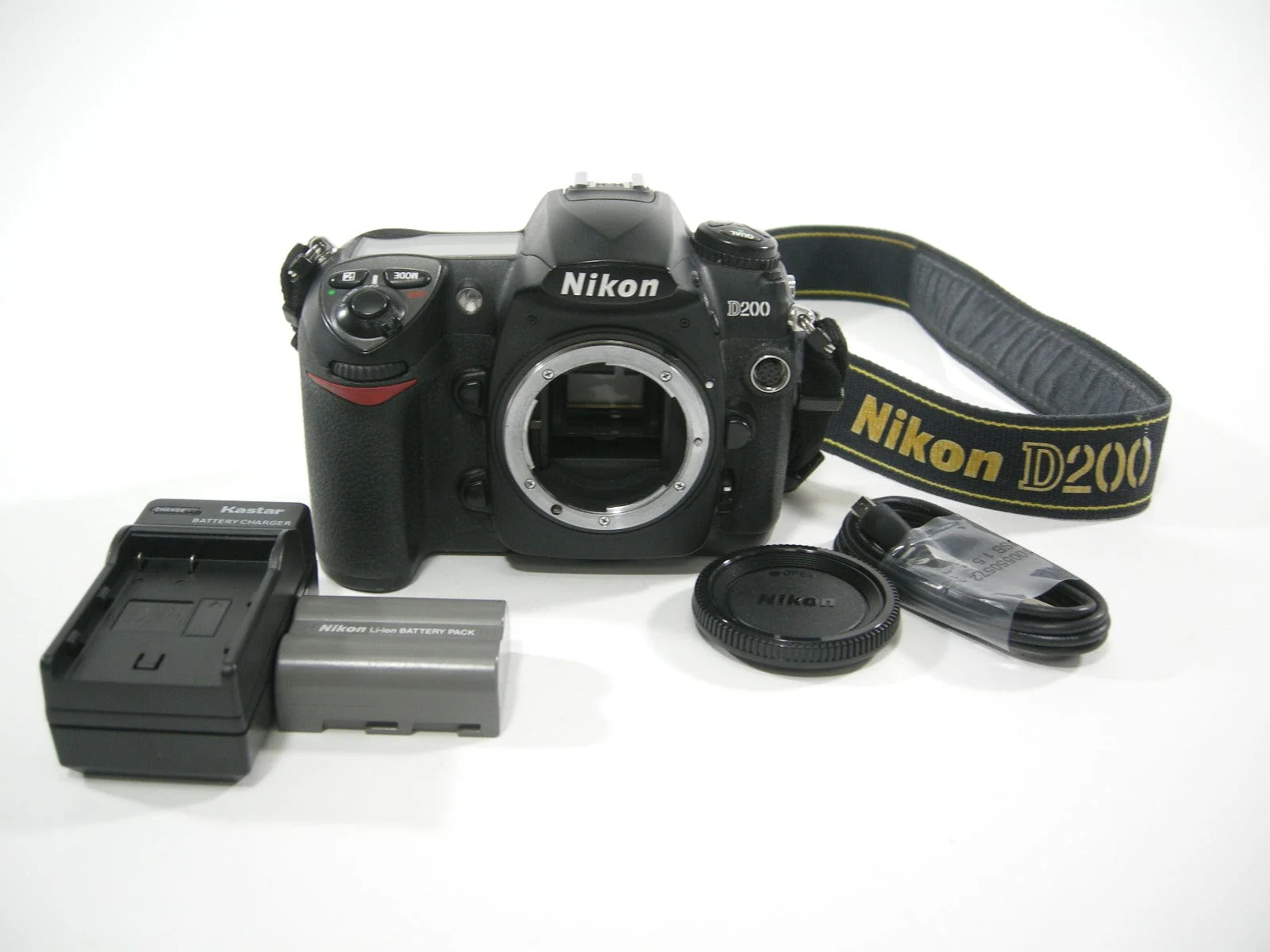 Cảm biến CCD 10.2MP – tái tạo màu sắc trung thực, chi tiết.