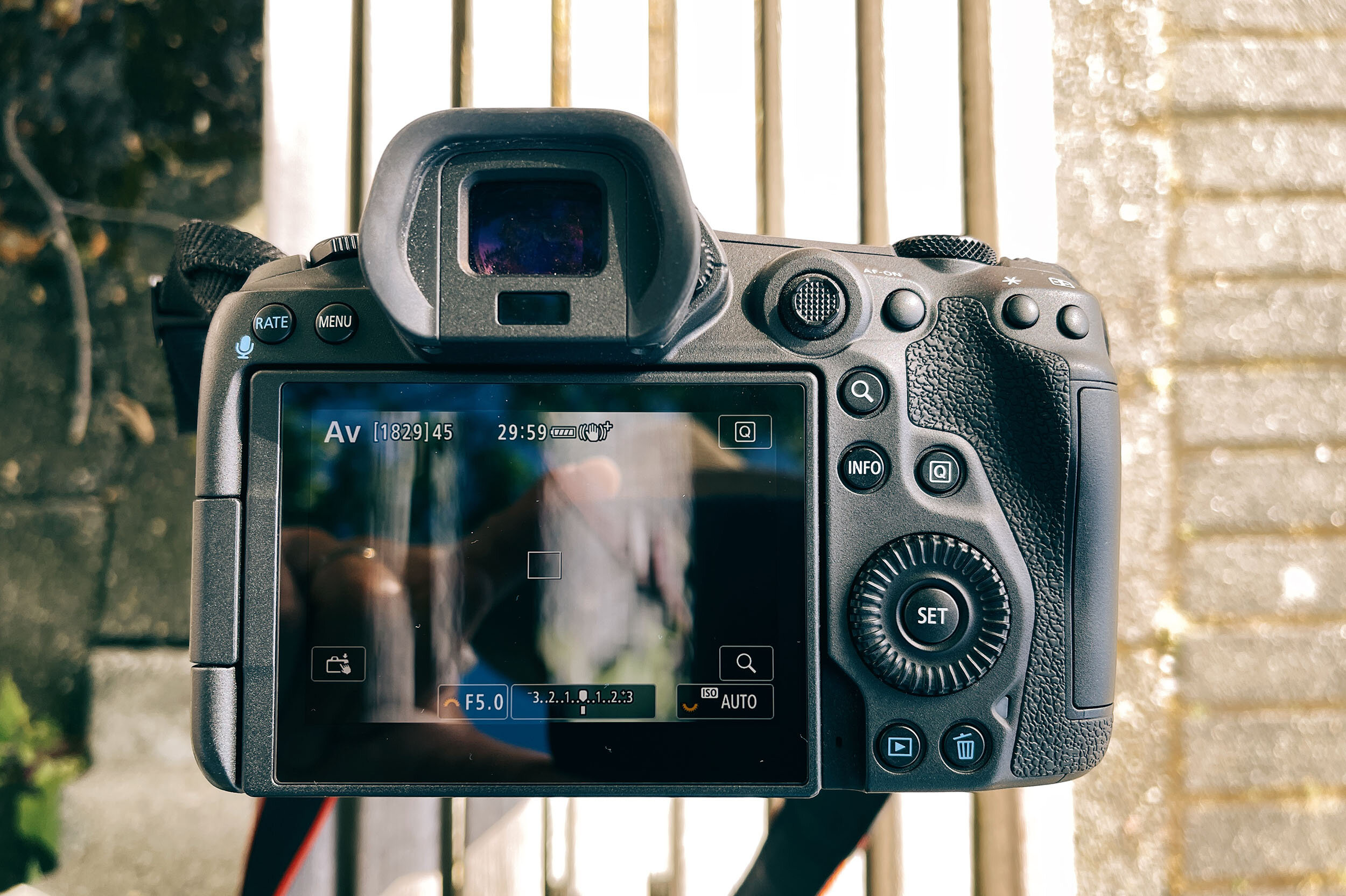 Review Canon R5