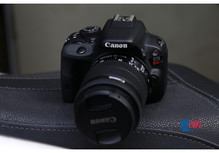 CANON EOS 100D + LENS KIT 18-55